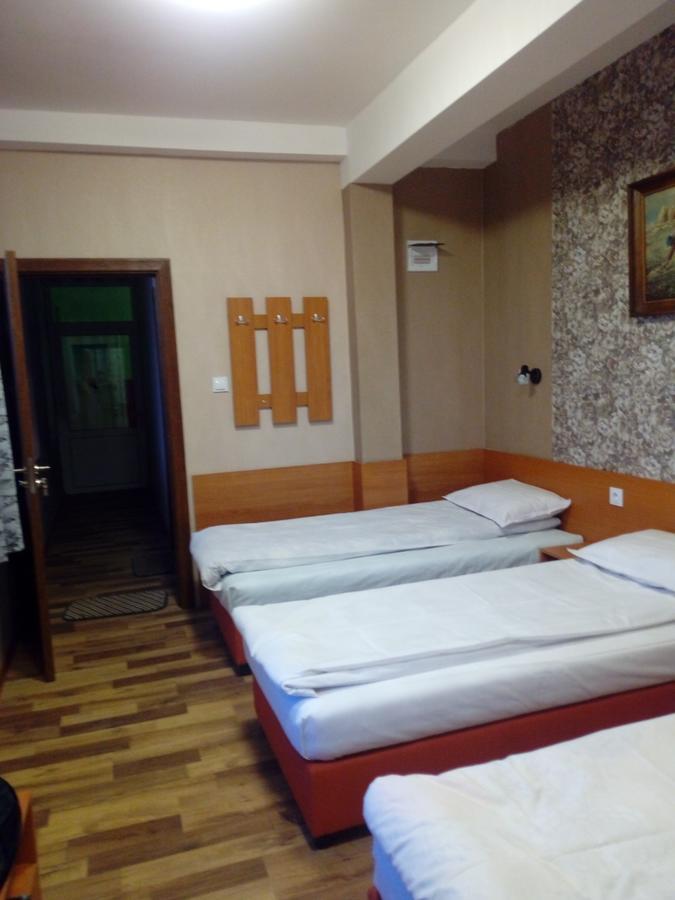 Hotel Toni Bukovluk Exterior photo