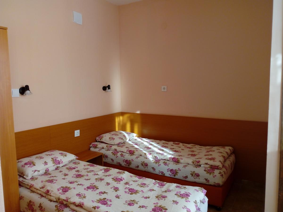 Hotel Toni Bukovluk Exterior photo